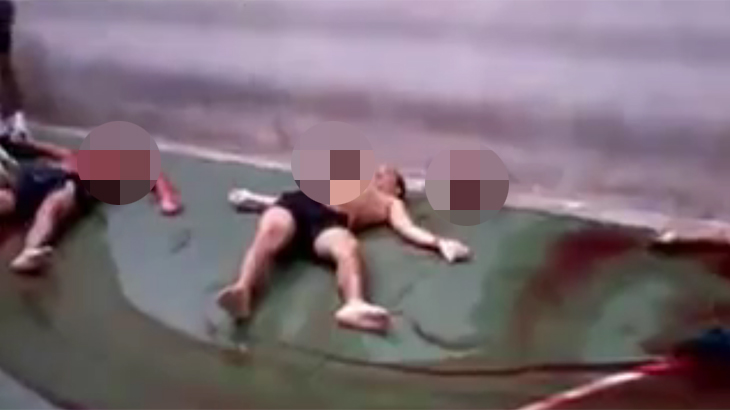 【閲覧注意】ブラジル刑務所でギャング紛争。首を切られて4人が死亡したグロ動画。
