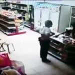 ゲームばかりで働かないなら死ね！→ 本当に死んでしまう息子の動画。