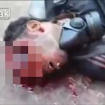 【超！閲覧注意】頭を撃ち抜かれて脳が飛び出した男、まだ息をしているグロ動画。