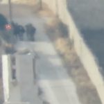 対戦車ミサイルで複数人を一網打尽にする動画。