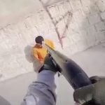 【閲覧注意】ISISの処刑映像。1人称視点で頭を撃ち抜くグロ動画。