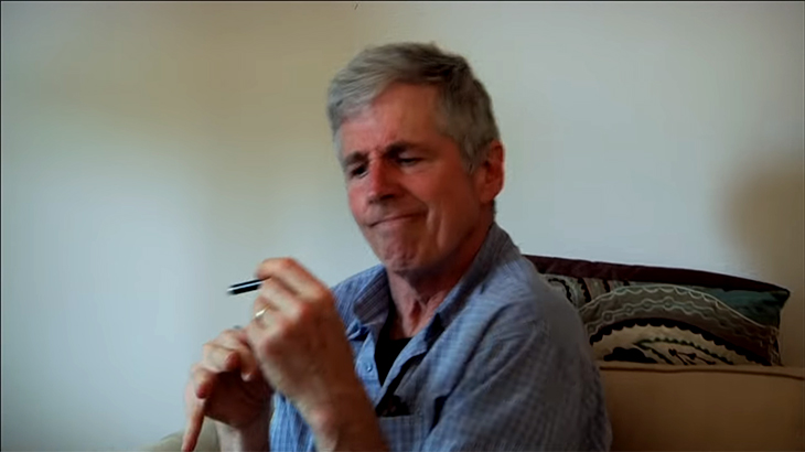 【衝撃映像】パーキンソン病患者が大麻を吸うとどうなるか？