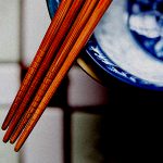 精神病院での事件。箸で3人の女性を刺し殺す男性患者。