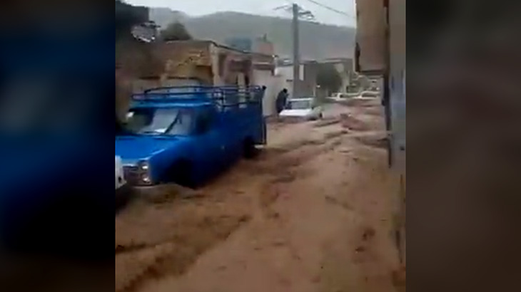 イランで23人が死亡した豪雨、ヤバイ･･･。
