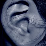 【衝撃映像】「耳の中が痛い･･･」病院で見てもらうとそこには･･･。