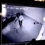 精神障害のある父親、息子の職場でとんでもないことをやらかす。