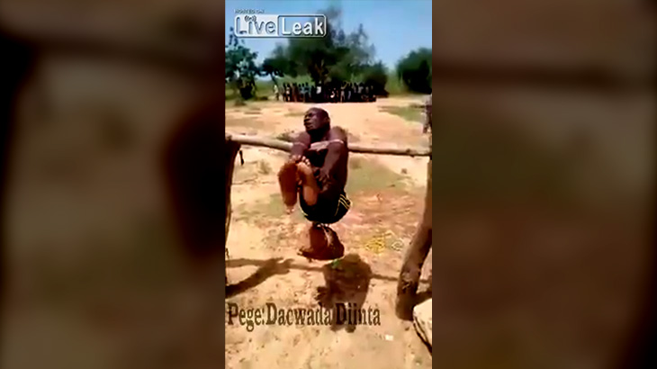 女の子をレイプした男、とんでもない罰を受ける。