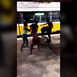 電車内でタバコを吸う10代の若者たちに注意した結果･･･。