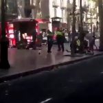 【閲覧注意】バルセロナで起きたテロ事件。13人が死亡、100人が負傷したグロ動画。