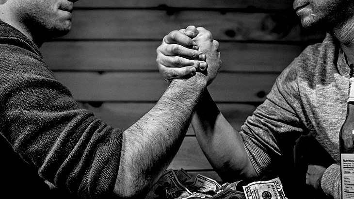 腕相撲ってたまに “こういうこと” 起きるから怖い・・・。