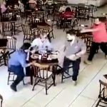 雇った “ヒットマン” が下手だった場合こうなる →