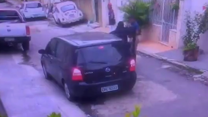 【閲覧注意】ブラジルのギャング、歩いてるだけで殺される。