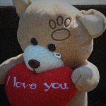 【閲覧注意】動物を虐待することに “快感を覚える” 人間たち。