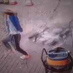 間一髪、死を間逃れたラッキーボーイが話題に。