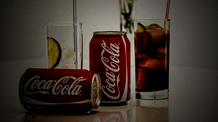 なんだか変な味がするコカ・コーラの缶を切って開けてみた結果･･･。