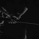 隣に住んでる男が “飼い犬を殺してる” んだけど･･･。