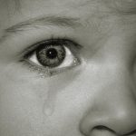 【閲覧注意】”たった1人生き残ってしまった” この子供はどうなってしまうのだろう･･･。