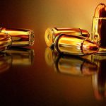 【超！閲覧注意】銃弾が “こめかみから貫通” したグロ動画･･･。