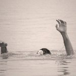 【恐怖】湖になぜか “少年6人の水死体” が･･･。