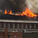 【衝撃映像】あまりにも恐ろしい火災現場。人が次々と･･･。