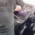 【衝撃映像】父親は “8歳の息子の目の前” で撃ち殺された。