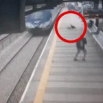 【衝撃映像】電車に弾き飛ばされた人間はときに “凶器” と化す。