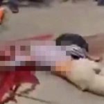 【超！閲覧注意】うつ伏せに倒れた男性、”顔ベロンベロン” のグロ動画･･･。