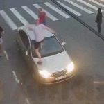 ロシアのDQN、銃で撃たれてもまったく怯まず車を破壊。