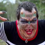 【衝撃映像】トランスジェンダーの男性、性転換の末に “ドラゴン” に生まれ変わる。