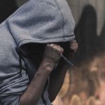 【衝撃映像】流行りのドラッグを使い痙攣する男の映像が怖すぎる･･･。