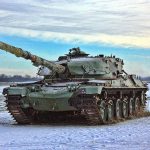 【衝撃映像】戦車の砲弾をあまりにも雑に放り投げる → 大爆発。