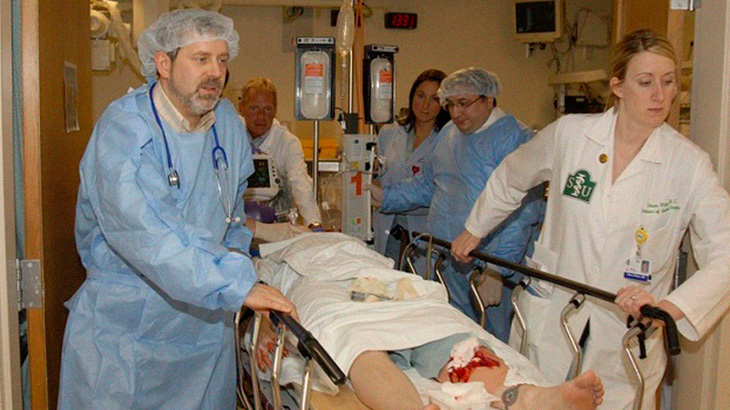 【超！閲覧注意】手術室で医者が撮影したグロ画像、精神崩壊しそう･･･。