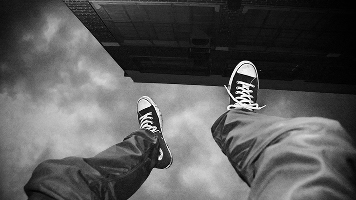 【超！閲覧注意】飛び降り自殺した人間のグロ画像8枚。