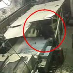 巨大なシュレッダーに巻き込まれて粉砕されてしまった作業員。