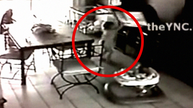 小さな女の子、ブラウン管テレビに潰されて死亡してしまう･･･。