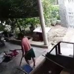 【閲覧注意】ムカつく相手の家を襲撃した男、逆に鎌で脚を斬られてしまう。