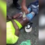泥棒の男、お尻をムチで叩かれ傷口に塩を振りかけられてしまう･･･。