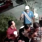 【衝撃映像】こんな場所でも殺し屋に襲われてしまう国、メキシコ。