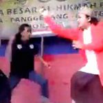 フォース使いの男、手を触れずに男たちを次々倒しまくる映像。