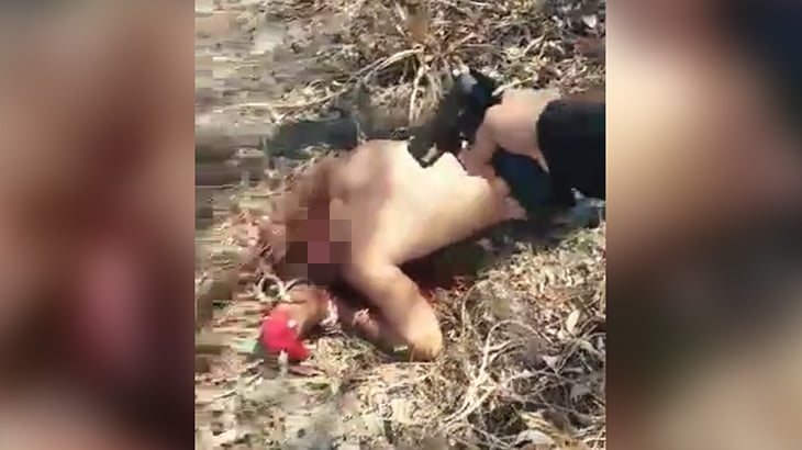 【閲覧注意】ブラジルギャングの日常。森の中で男を銃殺するグロ動画。