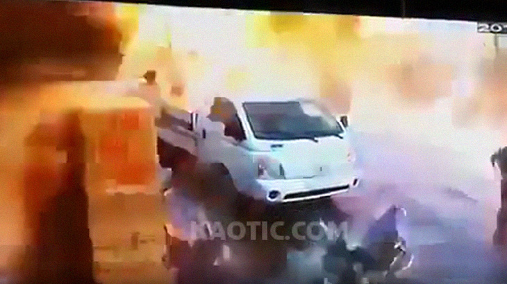 【衝撃映像】自爆テロの瞬間。
