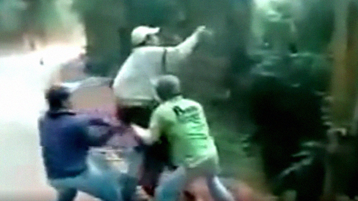 「ターザンごっこたのしーｗｗ」→ 落下して死亡･･･。