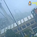 【衝撃映像】43人が死亡した高架橋が崩壊する瞬間、怖すぎる･･･。