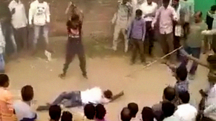 少年をレ●プした男、父親たちにボコボコにされる。