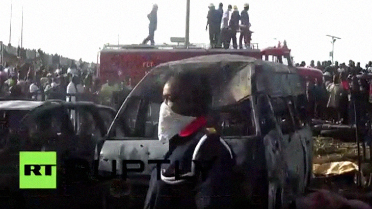 【閲覧注意】テロ組織「ボコ・ハラム」の爆撃を受けて60人が死亡した現場映像。