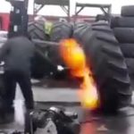 【衝撃映像】タイヤを爆発させて遊ぶ男たち･･･。