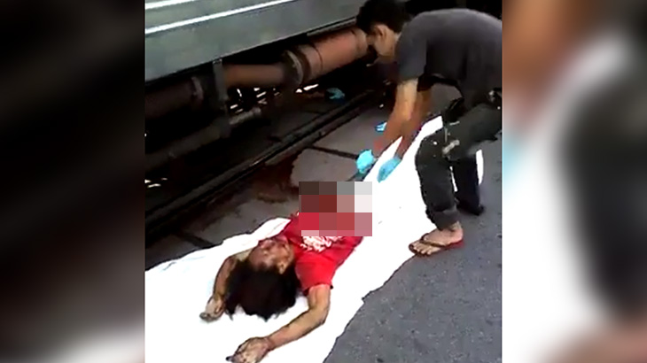 【閲覧注意】列車に轢かれて真っ二つになってしまった女性･･･。