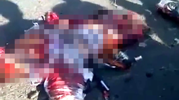 【超！閲覧注意】トラックに轢かれた男性の頭、ぺしゃんこ･･･。