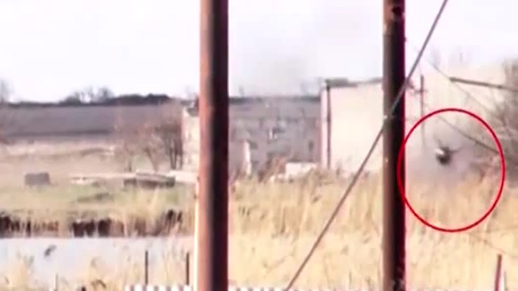 【衝撃映像】対戦車誘導ミサイルが向かってくるスローモーション映像が怖すぎる･･･。