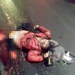 【閲覧注意】バイクに乗っていた女性、事故で下半身が引き裂かれてしまったグロ動画･･･。